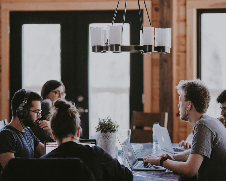 About Aurez  Capital